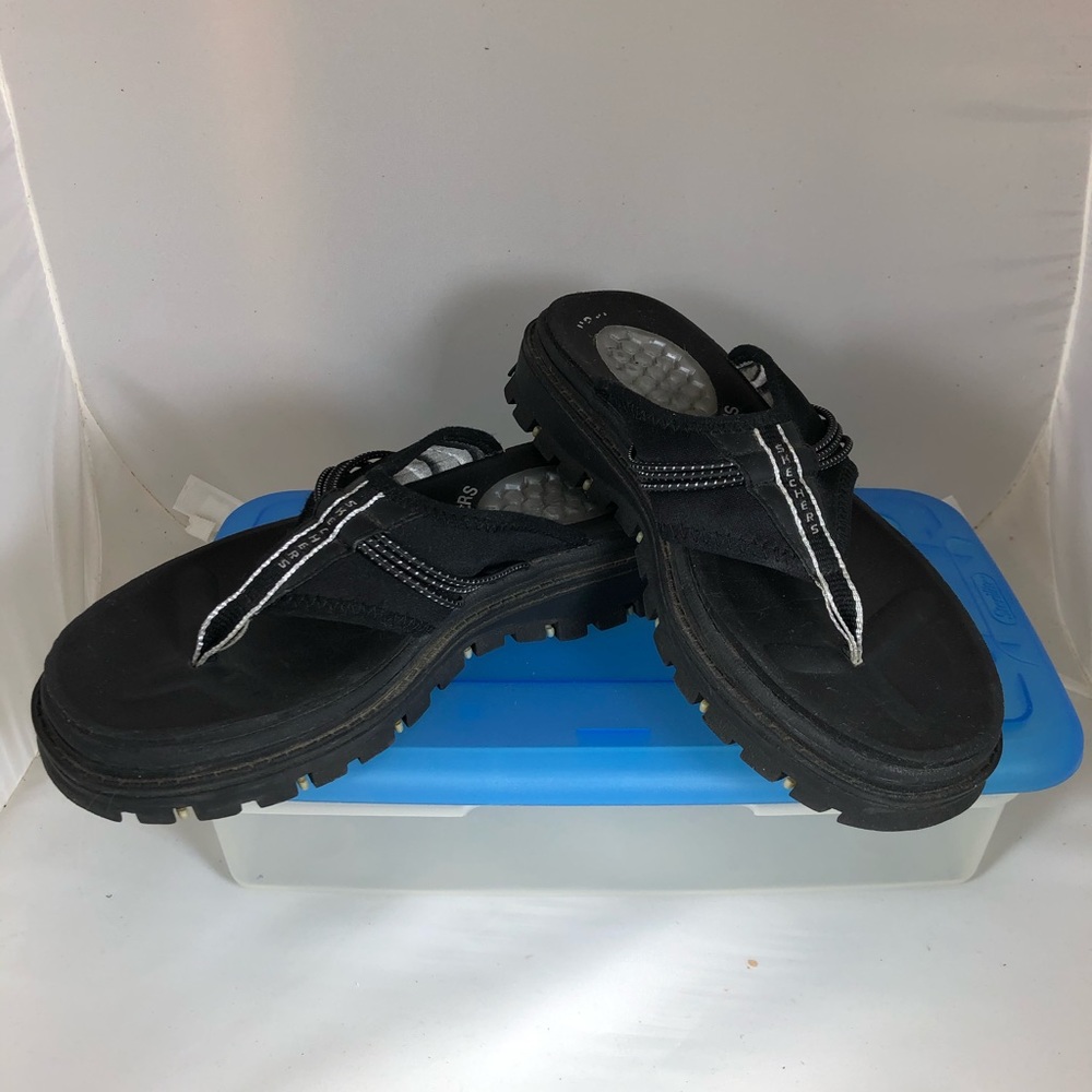 Skechers Thongs/Flip flops